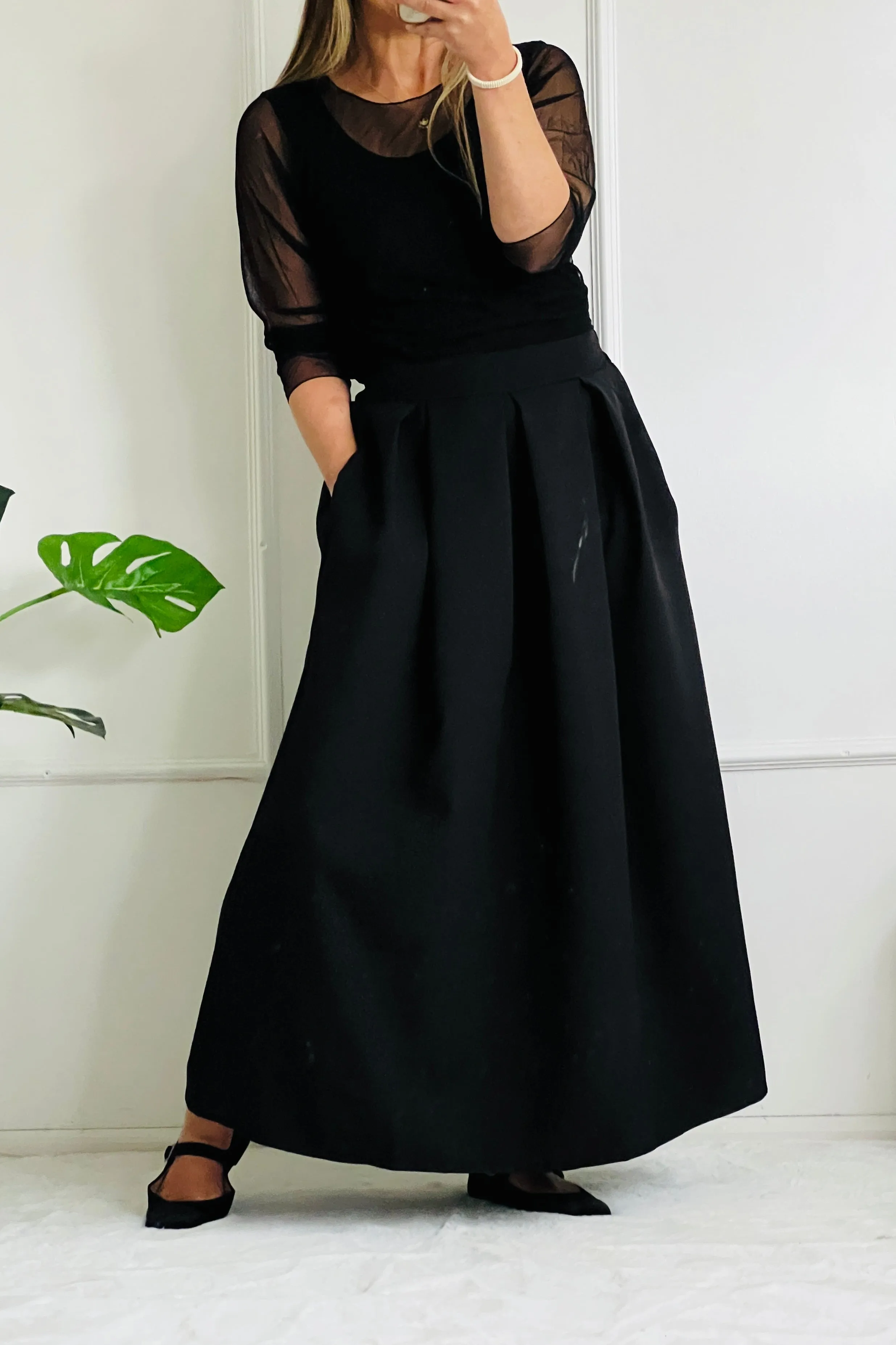 Briony Box Pleat Maxi Skirt | Black