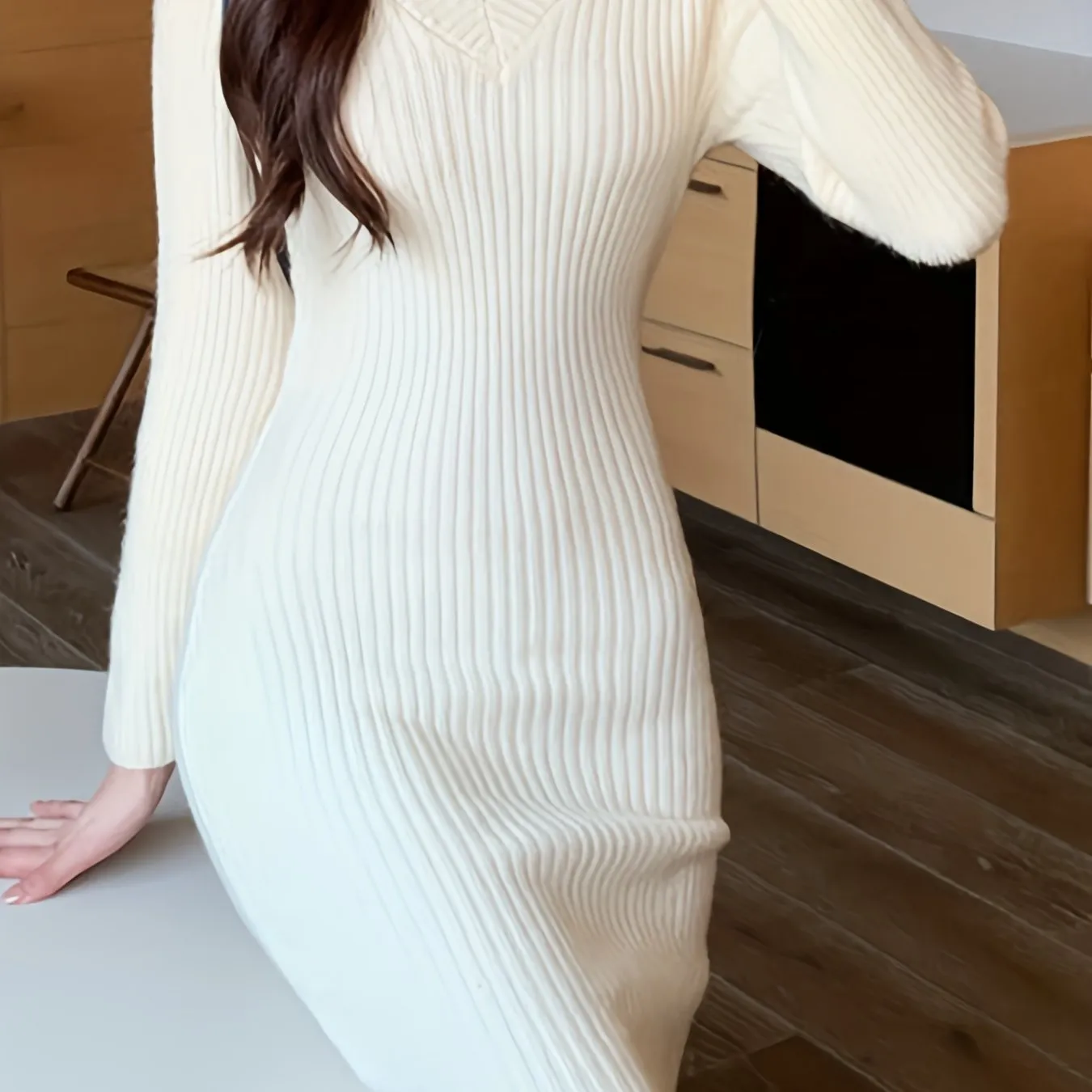 Chic Womens Solid Knit Bodycon Dress - V Neck, Long Sleeve, Winter Ready - Figure-Hugging & Stylish - Perfect for Fall & Winter Wardrobe