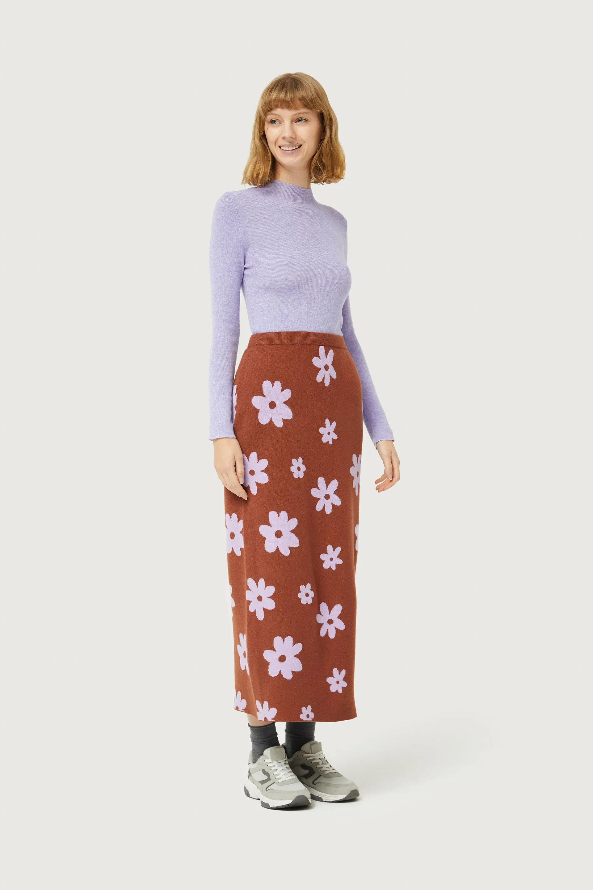 Compañia Fantastica - Brown Knit Skirt with Lilac Flowers