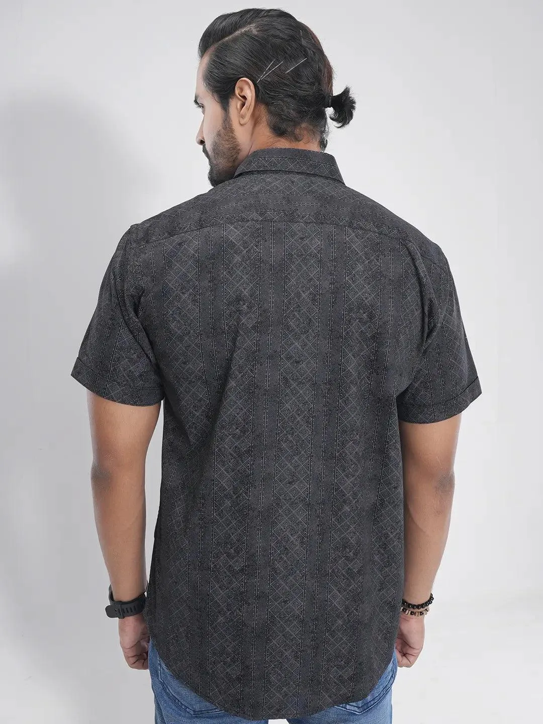 Men's Short Sleeve Casual Shirt in Jet Black Printed