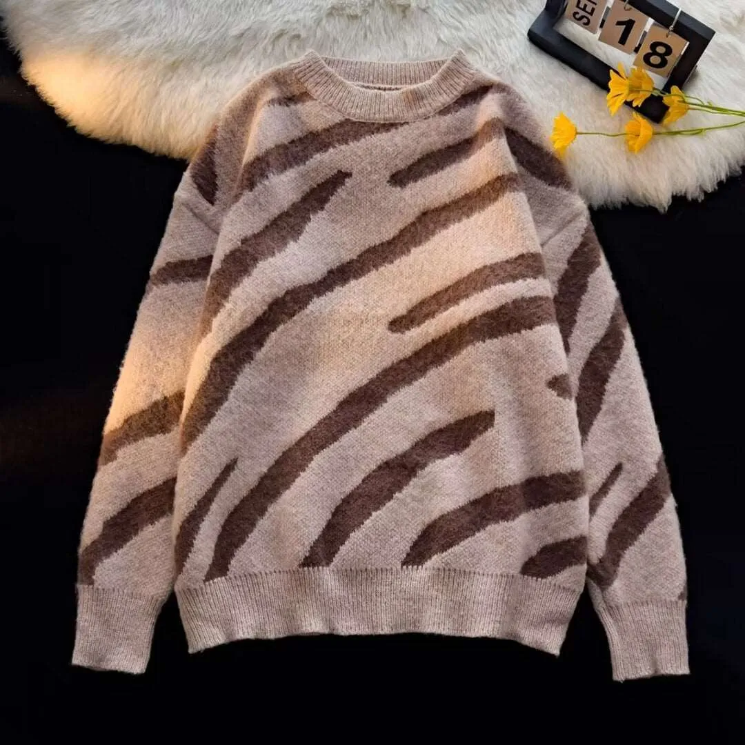 Men's Soft Zebra Pattern Sweater