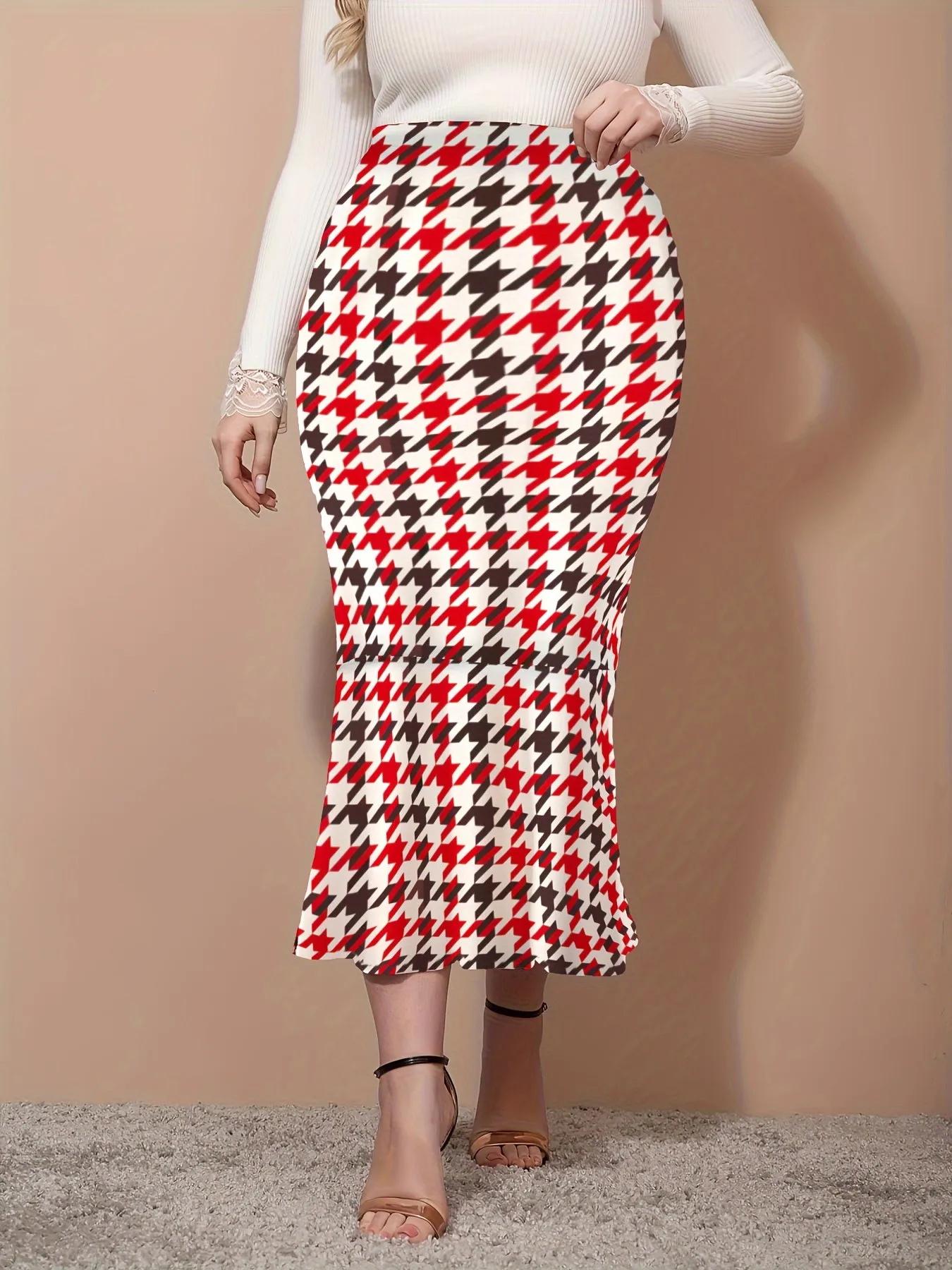 Plus Size Houndstooth Print Skirt - Elegant, Figure-Hugging, Flattering Bodycon Design - Perfect for Spring and Summer Season, Womens Plus Size Fashion, Stylish Clothing for Curvy Women