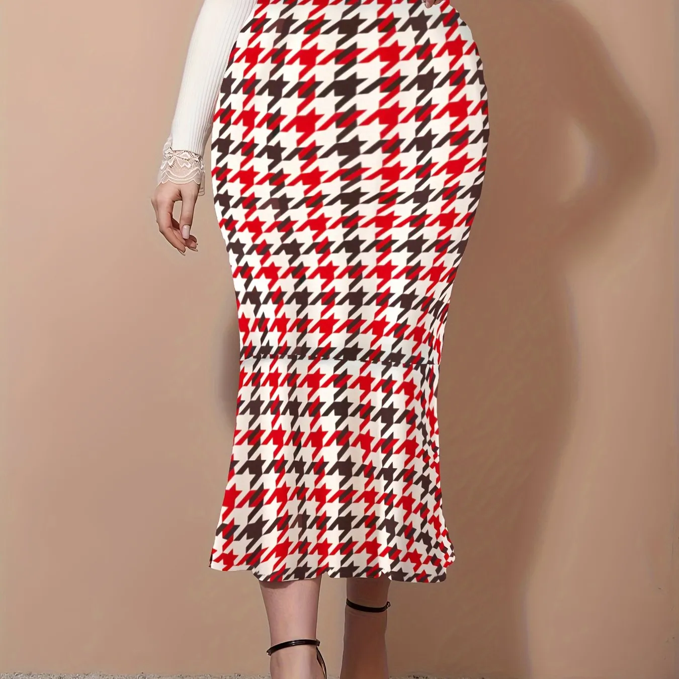 Plus Size Houndstooth Print Skirt - Elegant, Figure-Hugging, Flattering Bodycon Design - Perfect for Spring and Summer Season, Womens Plus Size Fashion, Stylish Clothing for Curvy Women