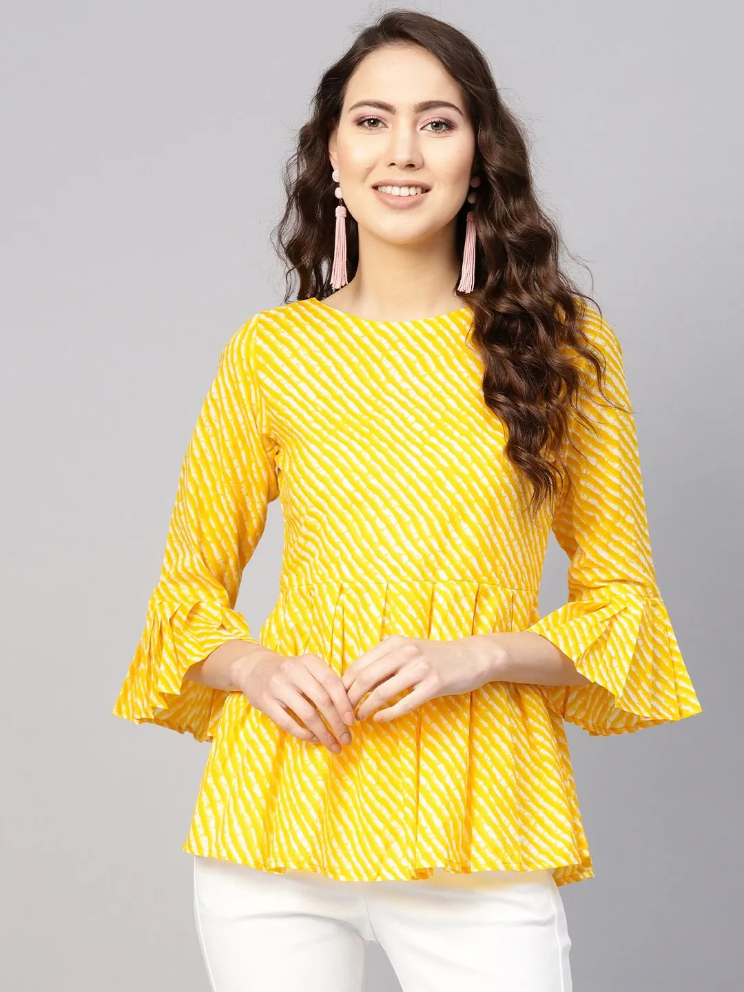 Women Yellow & Off-White Leheriya Print Tunic