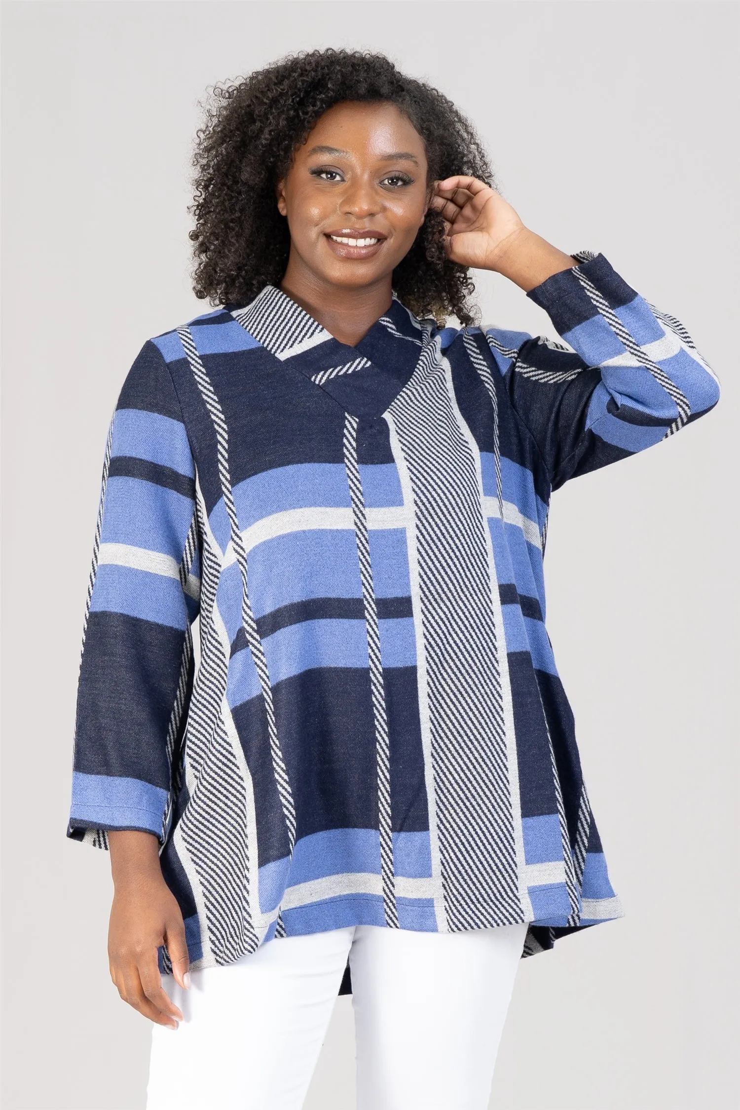 Yushi Moda 2151 Plaid Sweater Tunic Top